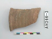 藏品(褐釉器殘件)的圖片